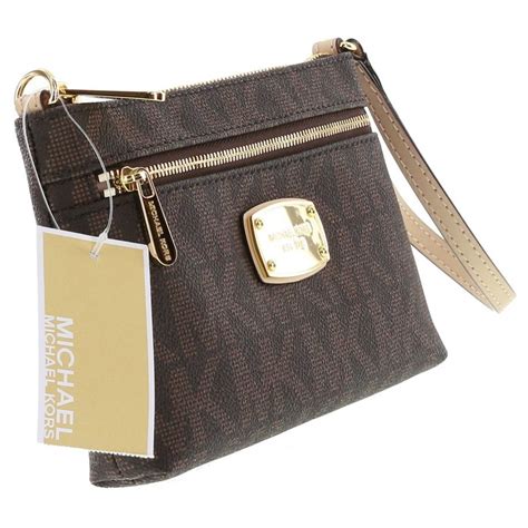 michael kors jet set large smartphone wristlet brown|Jet Set Large Leather Smartphone Wristlet Wallet .